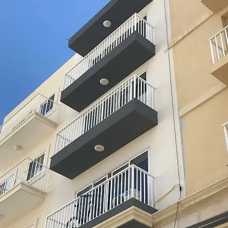 Pilgrim's Rest شقة Gzira