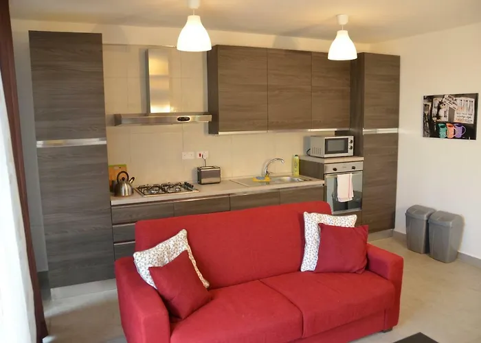 Pilgrim's Rest * Gzira